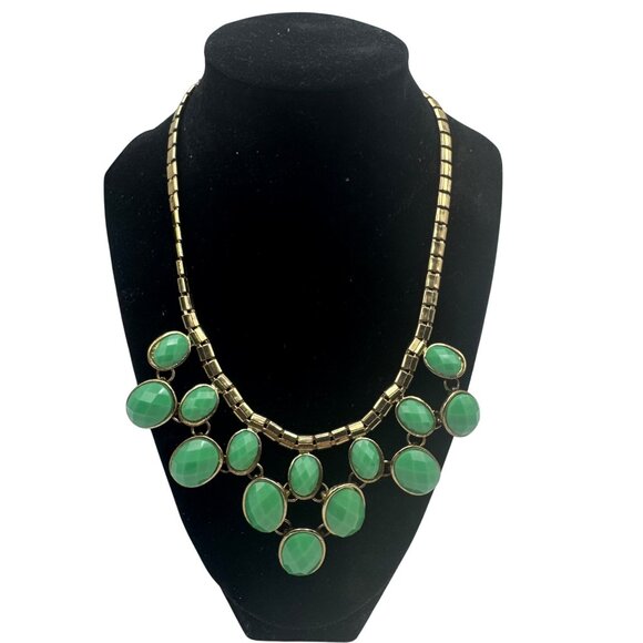Gold Tone Statement Necklace Green Faceted Acrylic Stones Bib Design - Picture 3 of 9